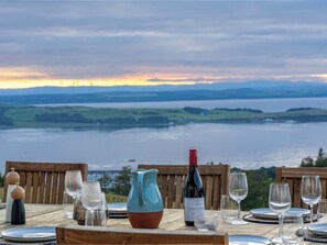 Sitting-out-area | Fairlieward Cottage, Fairlie - Fairlie Ward Cottage (Fairlie)