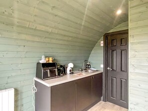 Kitchen | Oban Pod - Leraigs Glen Farm Pods, Lerags - 1 bedroom accommodation in Lerags (Lerags)
