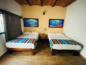 Room - Cozy bungalow in Lo de Marcos—a 3-minute walk to the beach. (Lo de Marcos)