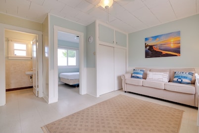 Lake Huron Cabin Suite w/ Beach Access