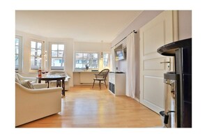 Untagged - Country House Victoria, Seagull (Boltenhagen)