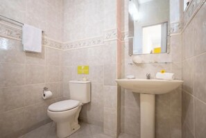 Bathroom - Dolce Vita Pousada e Mergulho (Angra dos Reis)