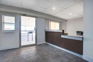Lobby - Motel6 Hereford, TX (Hereford)