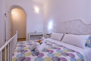 Room - white shell rooms self check-in (Alghero)