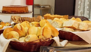 Breakfast meal - Rede Andrade Munart (Palmas)