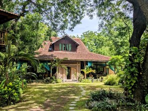 Exterior - Alaya Ecolodge (Buleleng)