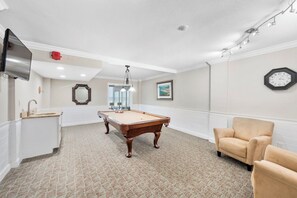 Game room - 404 Lighthouse Shores (Ponce Inlet)