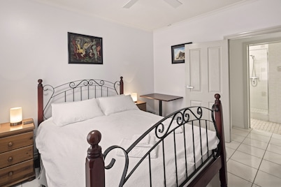 Peaceful 2-Bedroom in Innisfail Cassowary Coast