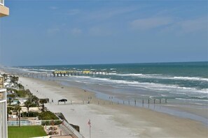 View South - #102 Blue Surf Luxury 2/2 Oceanfront Condo Traffic Free Beach (Daytona Beach Shores)