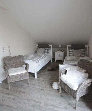 Untagged - Holiday apartment with 2 bedrooms (Scharbeutz)