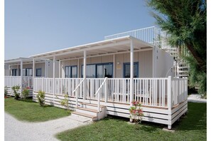 Holiday Park Facilities and Services  - Superior holiday apartment with veranda (PORTO SANT'ELPIDIO)