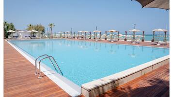 Piscine maison de vacances