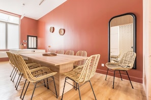 Dining - Luxueux Logement Design 4 ch Clim (Lille)