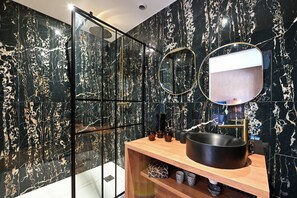 Bathroom - Extraordinaire Villa 5 étoiles 12 personnes 7 min Lille (Marcq-en-Barœul)