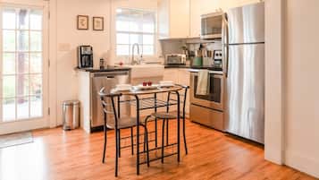 453_Pangola cottage_3