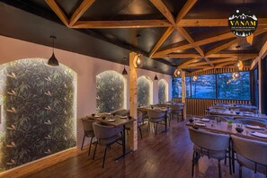 Dining - VANAM - Stay In The Lap of Nature (Shimla)