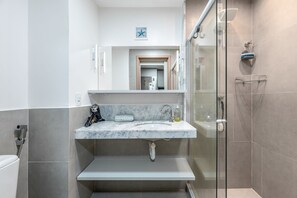 Bathroom - Carneiros Atlantico #4222 Beachfront by Carpediem (Tamandaré)