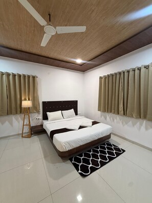 Room - Evergreen Hotel & Stay Mahabaleshwar (Mahabaleshwar)