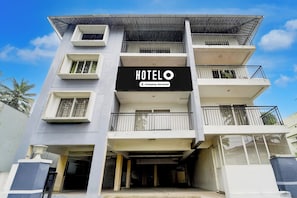 Exterior - Hotel O Karyavattom Formerly Viswam (Thiruvananthapuram)