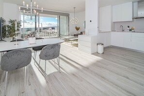 Interior - OV5 BB- Modern family flat, lovely views (Estepona)