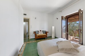 Room - Apartment 'Borgo Ritrovato - Casa Ulivo' with Private Terrace, Wi-Fi and Air Conditioning (Patù)