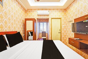 Room - SPOT ON Eswar Residency (Chennai)