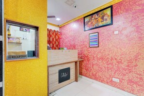 Lobby - Hotel O Velan Stays (Chennai)