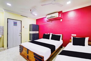 Room - Hotel O Velan Stays (Chennai)