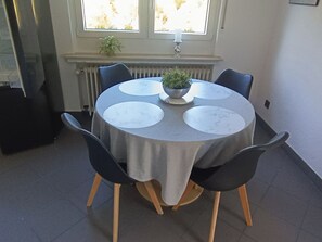 Dining - Vrbo Property (Schalksmühle)