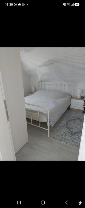 Room - Apartment 'Sofia Sea View' with Sea View, Wi-Fi and Air Conditioning (Άγιος Γεώργιος)