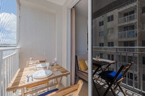 Outdoor dining - Mirante #508 - Apto With 2 Bedrooms by Carpediem (Fortaleza)
