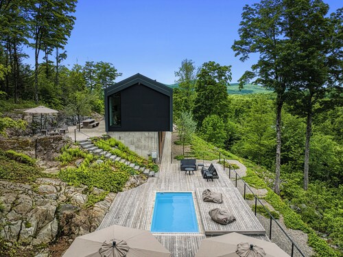 LE BOLTON - Exceptional architect-designed mountain chalet with a pool