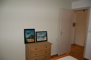 Room - Vrbo Property (Châtel)