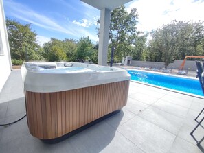 Pool - Vrbo Property (Slivnica Donja)