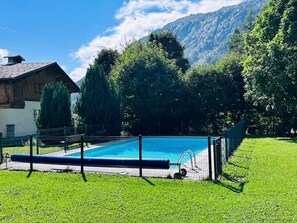 Pool - Vrbo Property (Chamonix-Mont-Blanc)