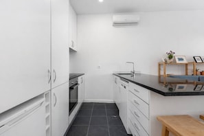 Private kitchen - Downtown Riverside Gaia, Porto (Vila Nova de Gaia)