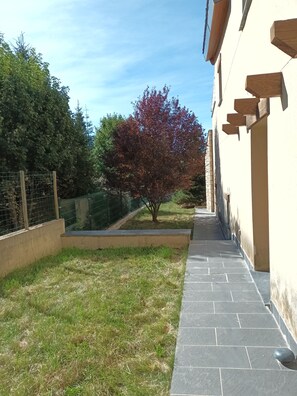 View from room - Bella Via (Font-Romeu-Odeillo-Via)