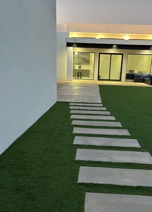 Exterior - San Carlos Villa de Lobos - Pool•BBQ•Sleeps 14 (Villa Bemela)