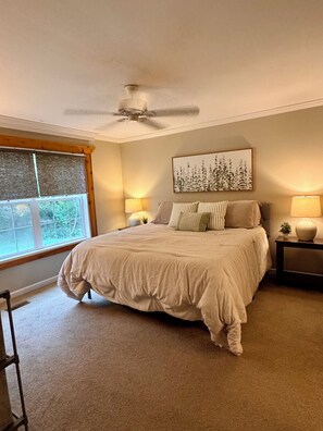 Room - River Cottage with Private Campsite (Rileyville)