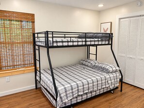 Room - Waterfront Farm Cottage w/ Private Trails, Animals & Fishing <1 hr from ATL (Monticello)