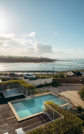 Pool - Vrbo Property (Audierne)