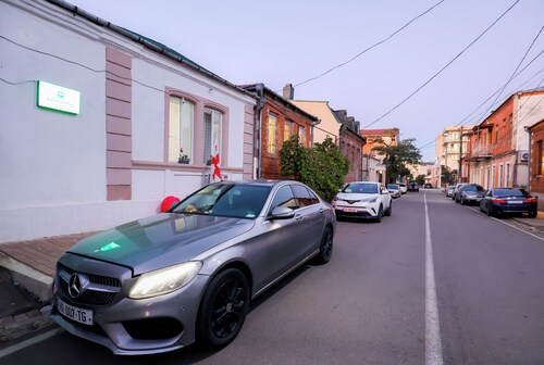 Cozy City Center House Near Kutaisi’s Iconic White Bridge