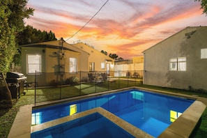 Pool - Gardner Piazzetta By Alora Reserve (Los Angeles)