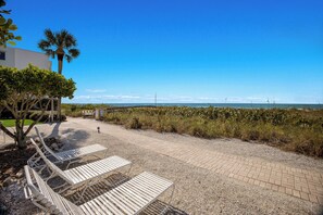 Terrace/patio - Sea Oats | Feel the Gulf Breezes, Escape the Everyday & Rediscover the Joy of Island Living (Boca Grande)