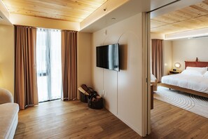 Room - (Austin)