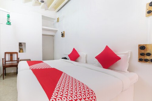 Hotel O Bhuikot Fort Solapur