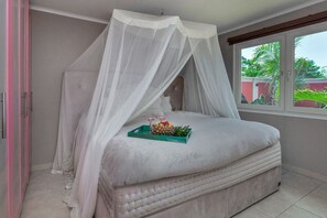 Casa Lou Lou Beachhouse 2bdr 2Bth- shared pool (1575) - Casa Lou Lou Beachhouse 2bdr 2Bth shared pool - central location (Tanki Leendert)