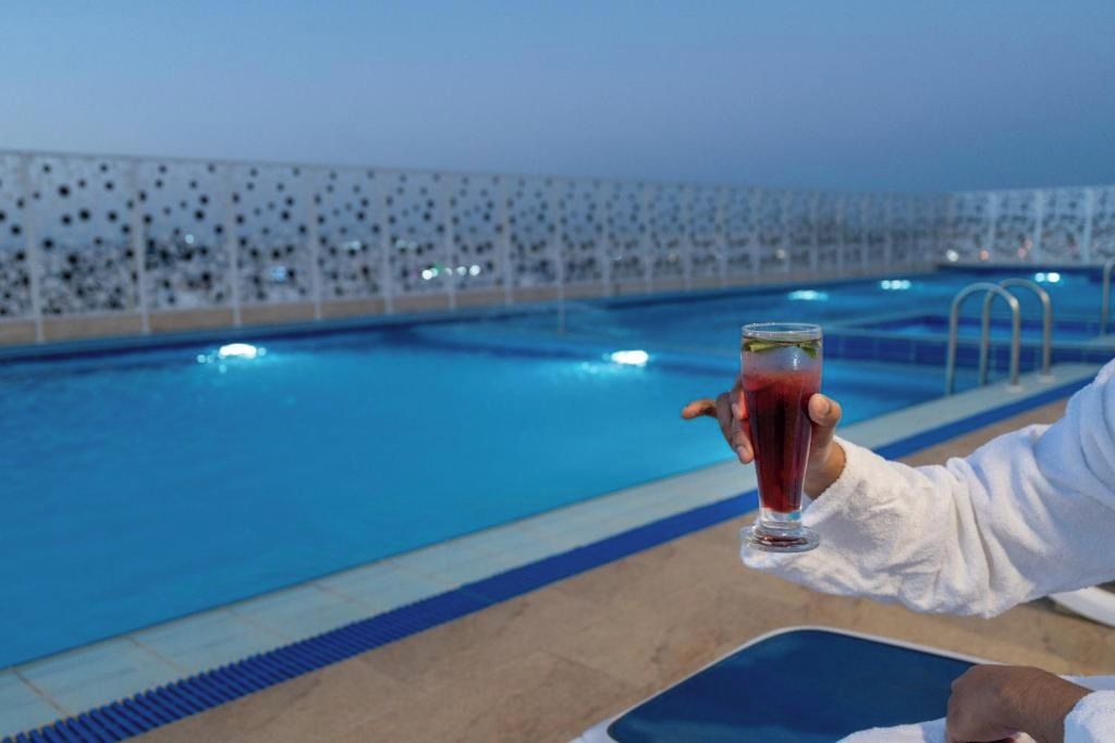 حمام سباحة