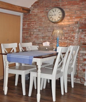 Untagged - Linden holiday apartment with balcony (Borkum)