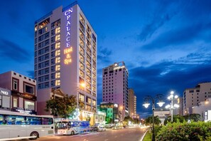 Exterior - CN Palace Hotel (Da Nang Municipality)